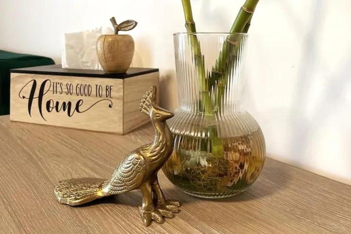 Peacock Studio Navodari Ngoại thất bức ảnh